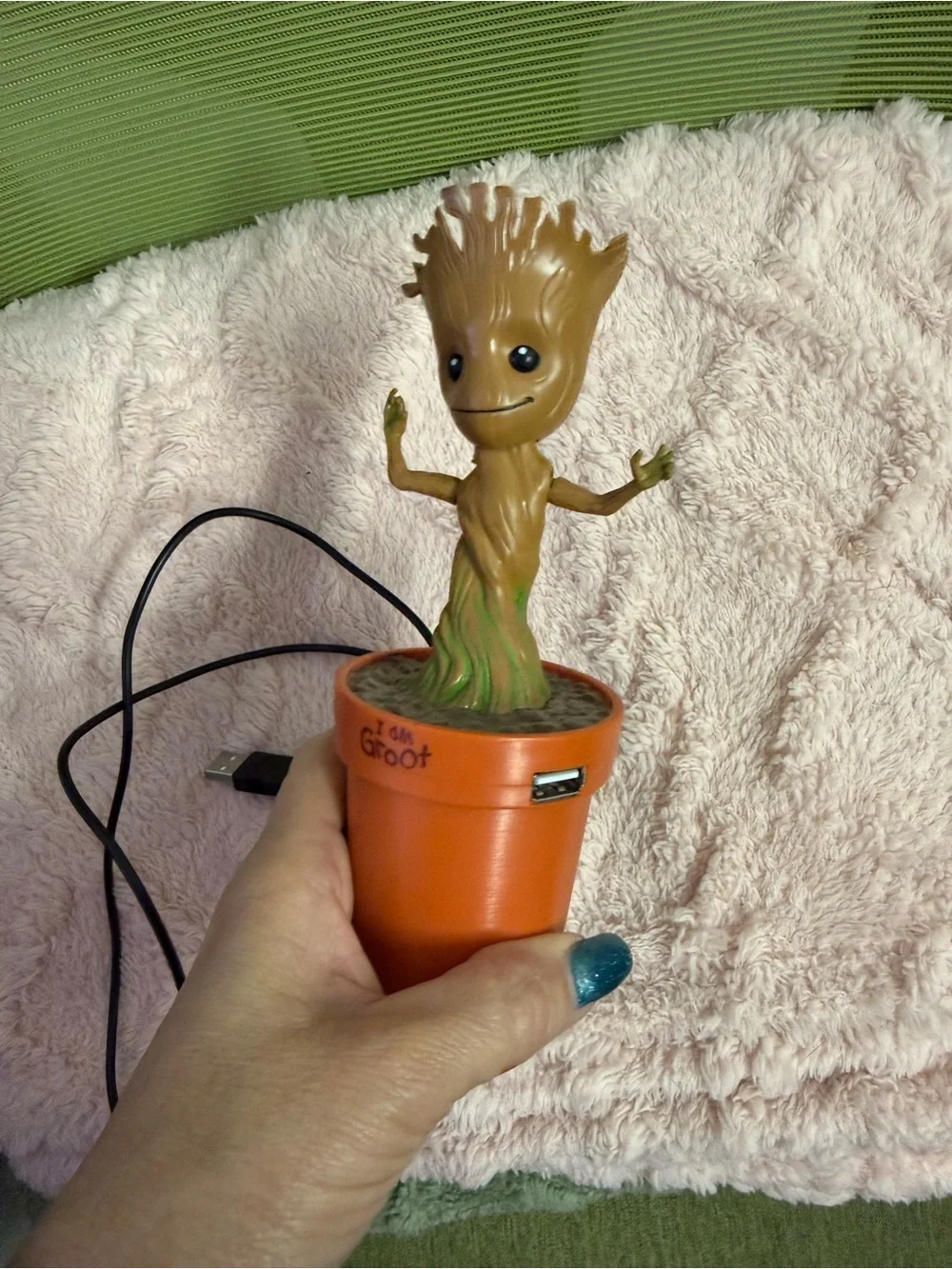 Marvel Groot USB Charging Cup in Orange and Green